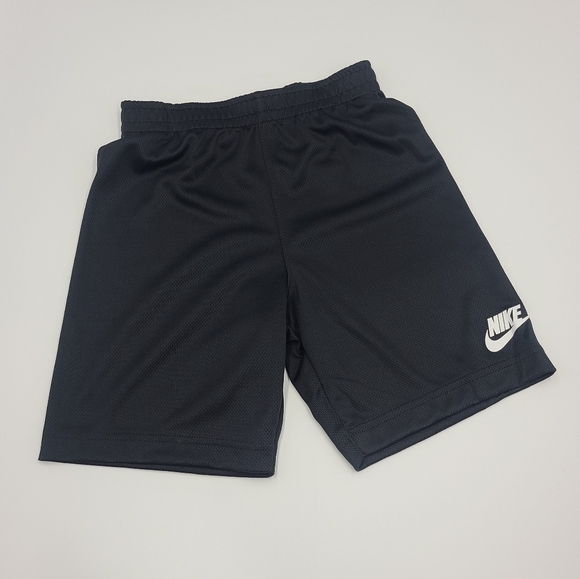NEW Nike boys' summer outfit size 6 - Picture 4 of 7